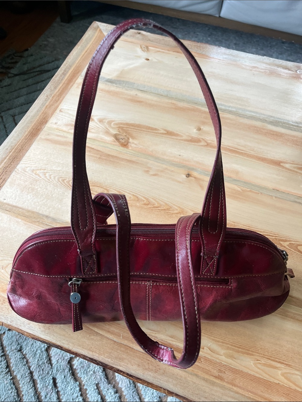Arnold Churgin 🇨🇦 Vintage Women's Burgundy Leather Shoulder Bag